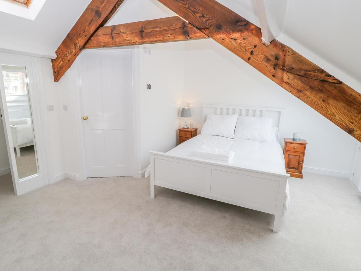 West Cliff House Holiday home